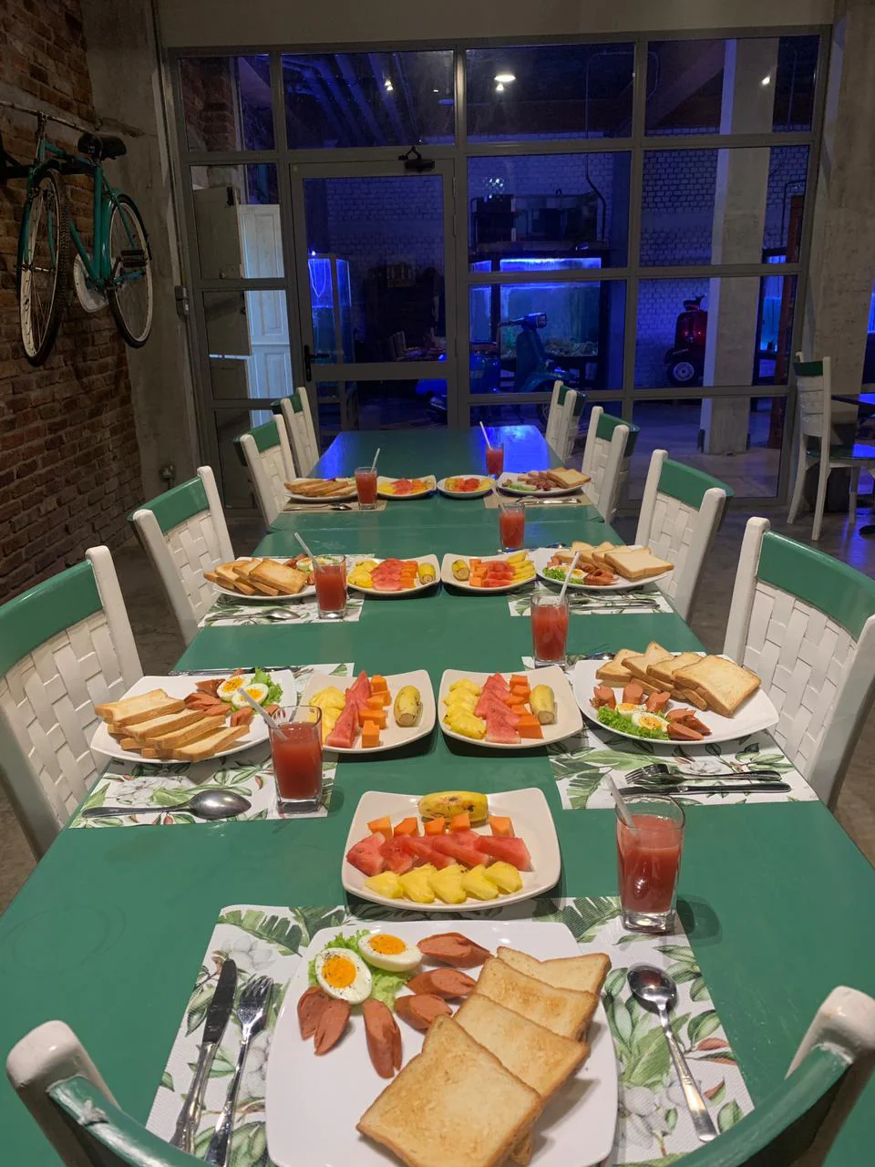 Restaurant & Hospitality